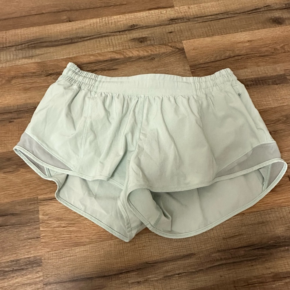 Lululemon Hotty hot shorts